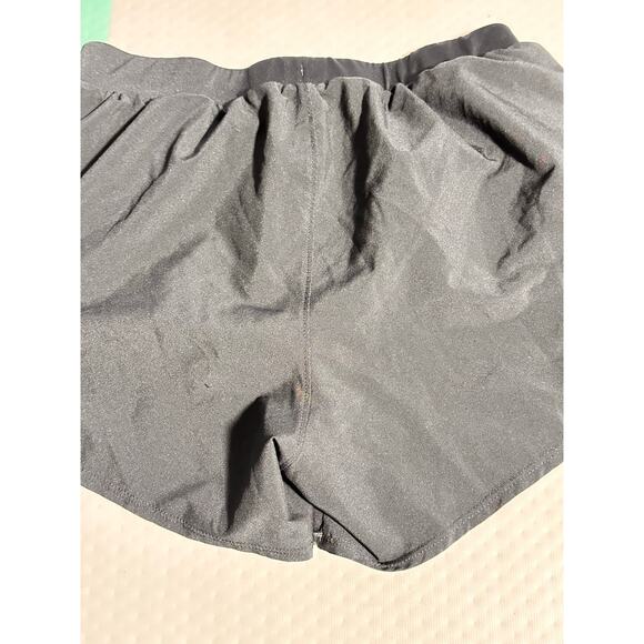 Under Armour Black Gray Loose Fit Running Athletic Shorts Activewear SM - Picture 9 of 9